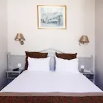 Moris Grands Boulevards Hotel 3*