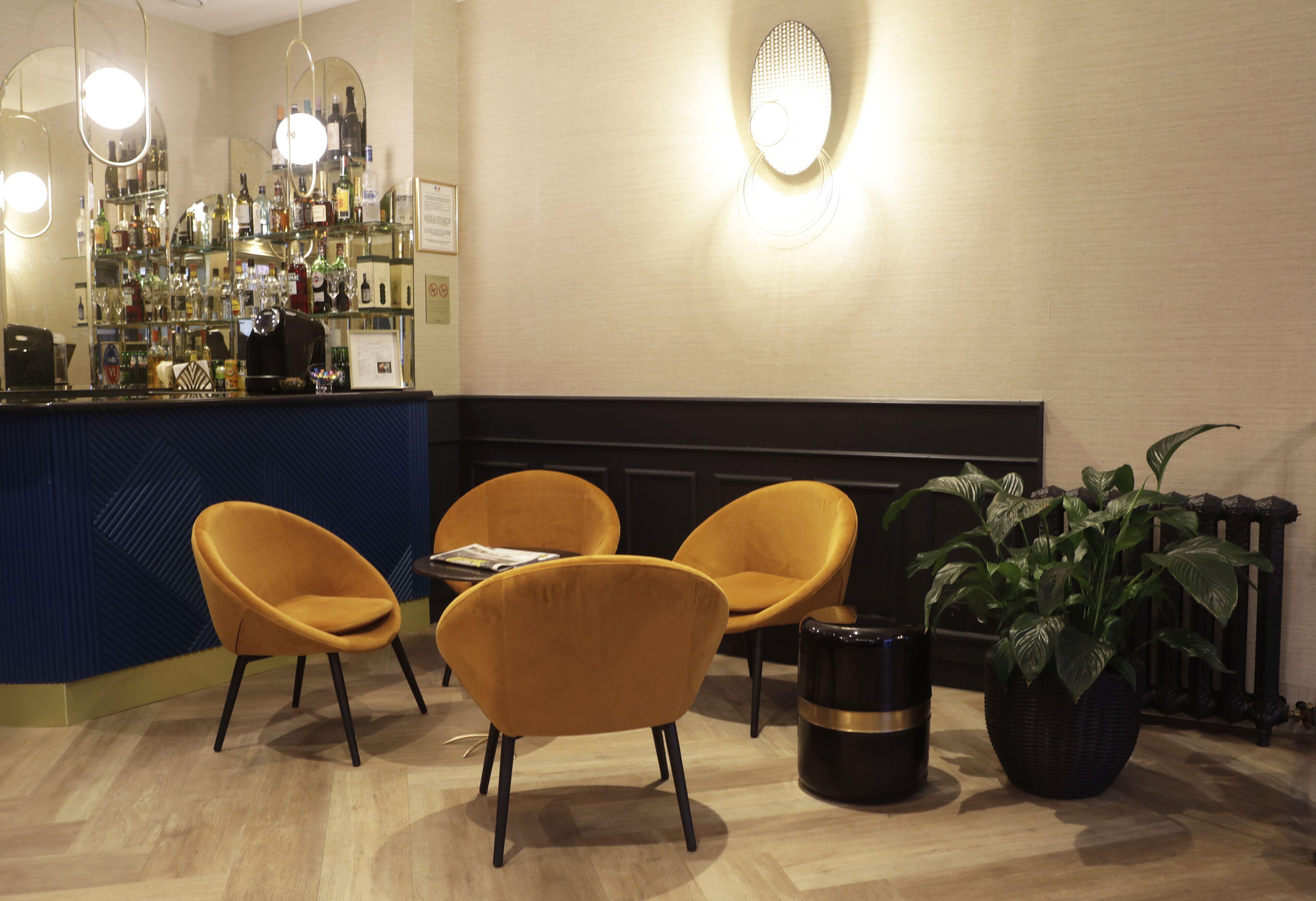 Moris Grands Boulevards Paris