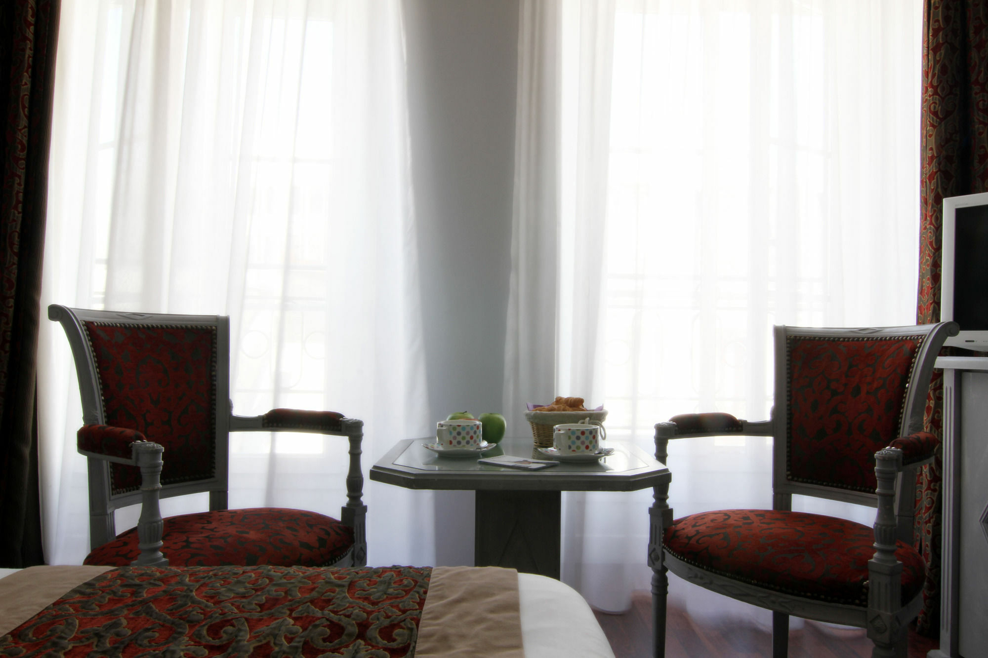 Moris Grands Boulevards